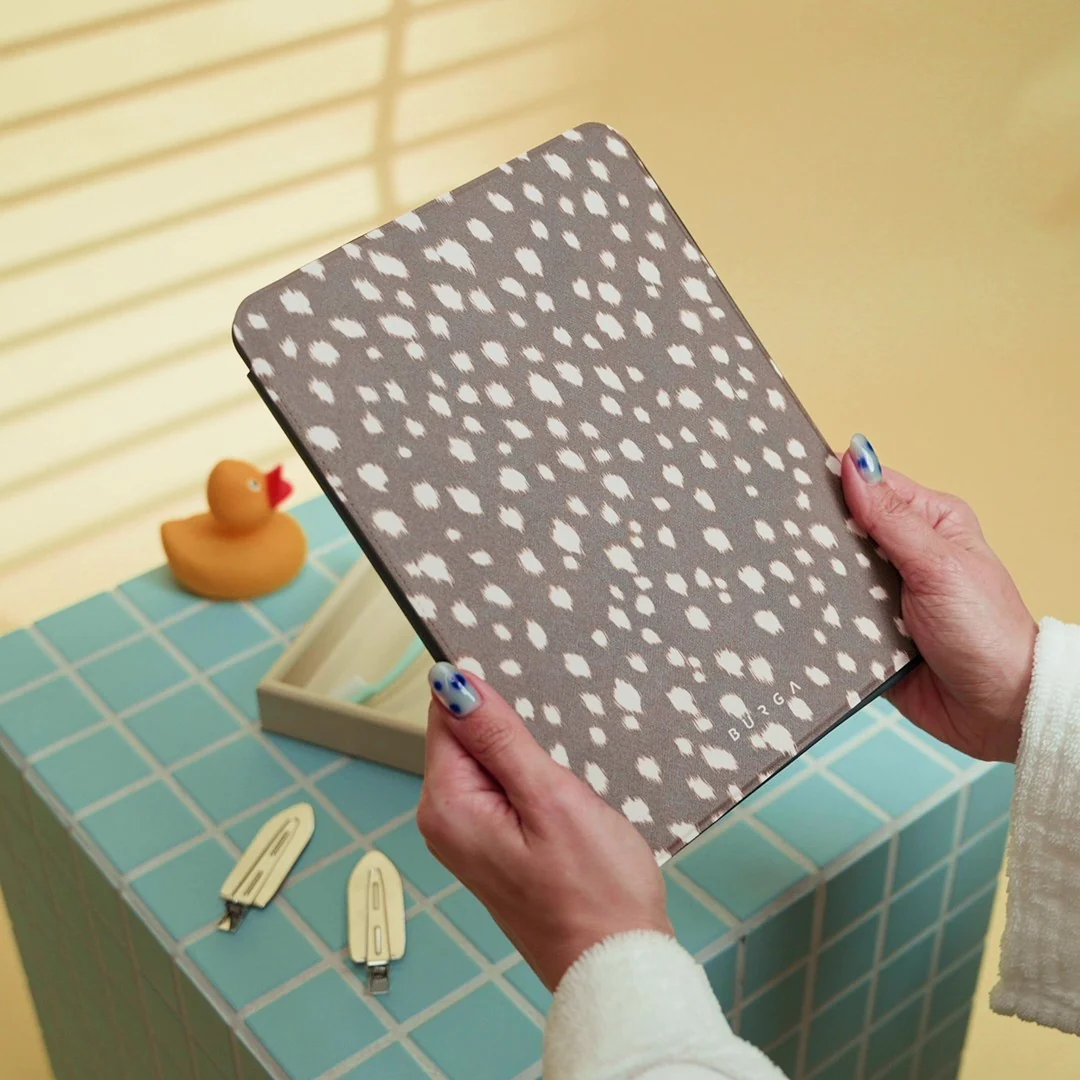 Cinnamon Roll - iPad 10.2 (9th/8th/7th Gen) Case - Image 8